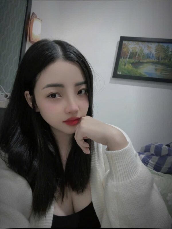 liu sara masage from viet nam in bahrain